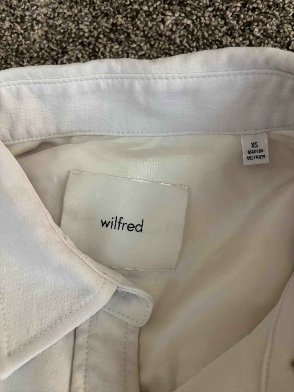 Wilfred White Collared Shirt with Subtle Stitching